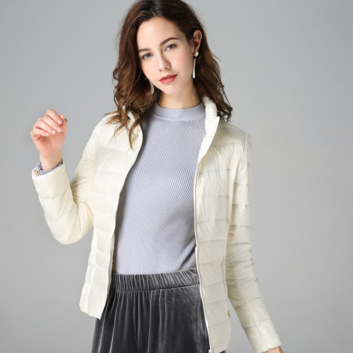 Sabina | Leichte Damen Winter-Pufferjacke mit Reißverschluss - Elle Zürich