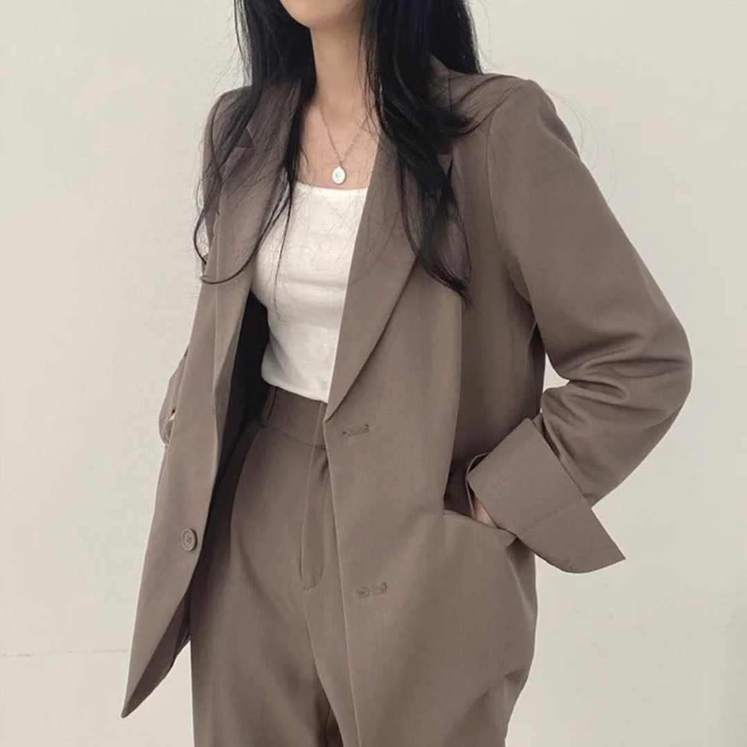 Karin | Damen Oversize Blazer und Hose mit weitem Bein - Elle Zürich