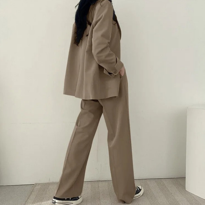 Karin | Damen Oversize Blazer und Hose mit weitem Bein - Elle Zürich