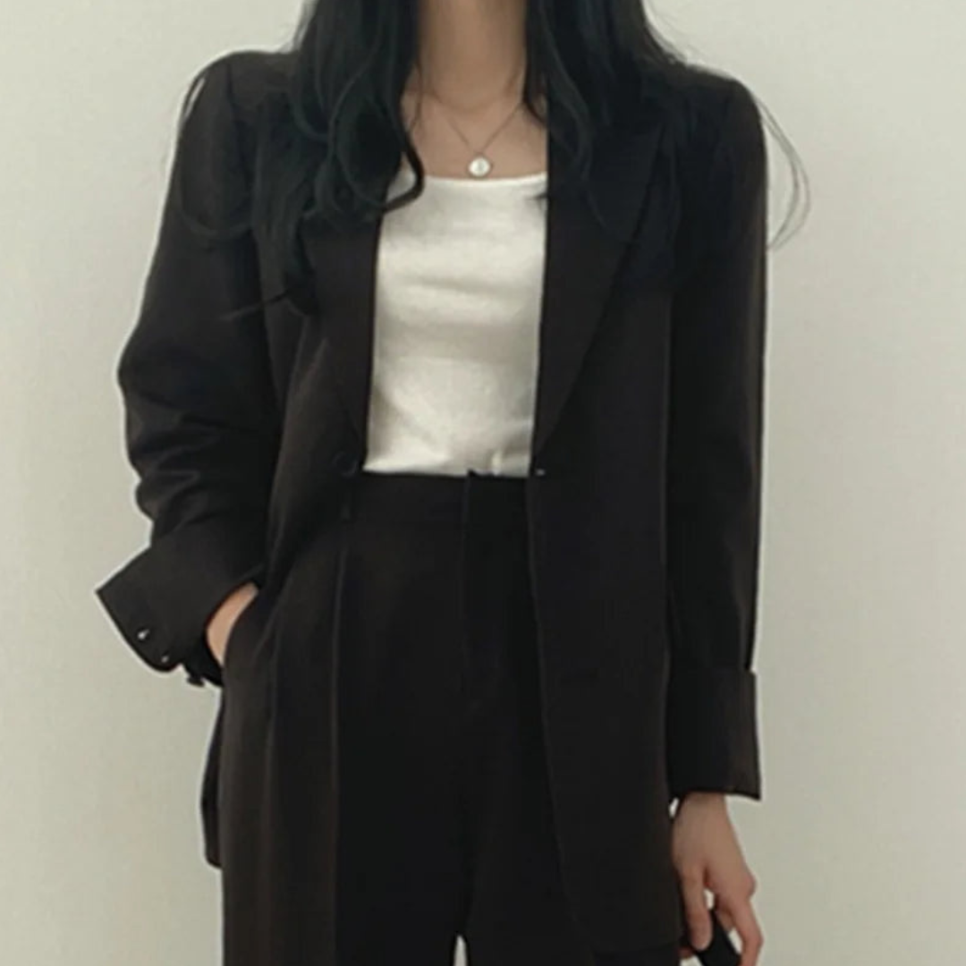 Karin | Damen Oversize Blazer und Hose mit weitem Bein - Elle Zürich