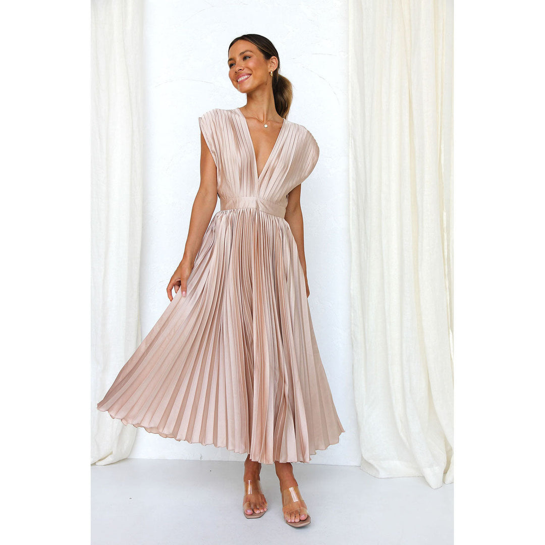 Regine | Elegantes Plissiertes Langkleid - Elle Zürich