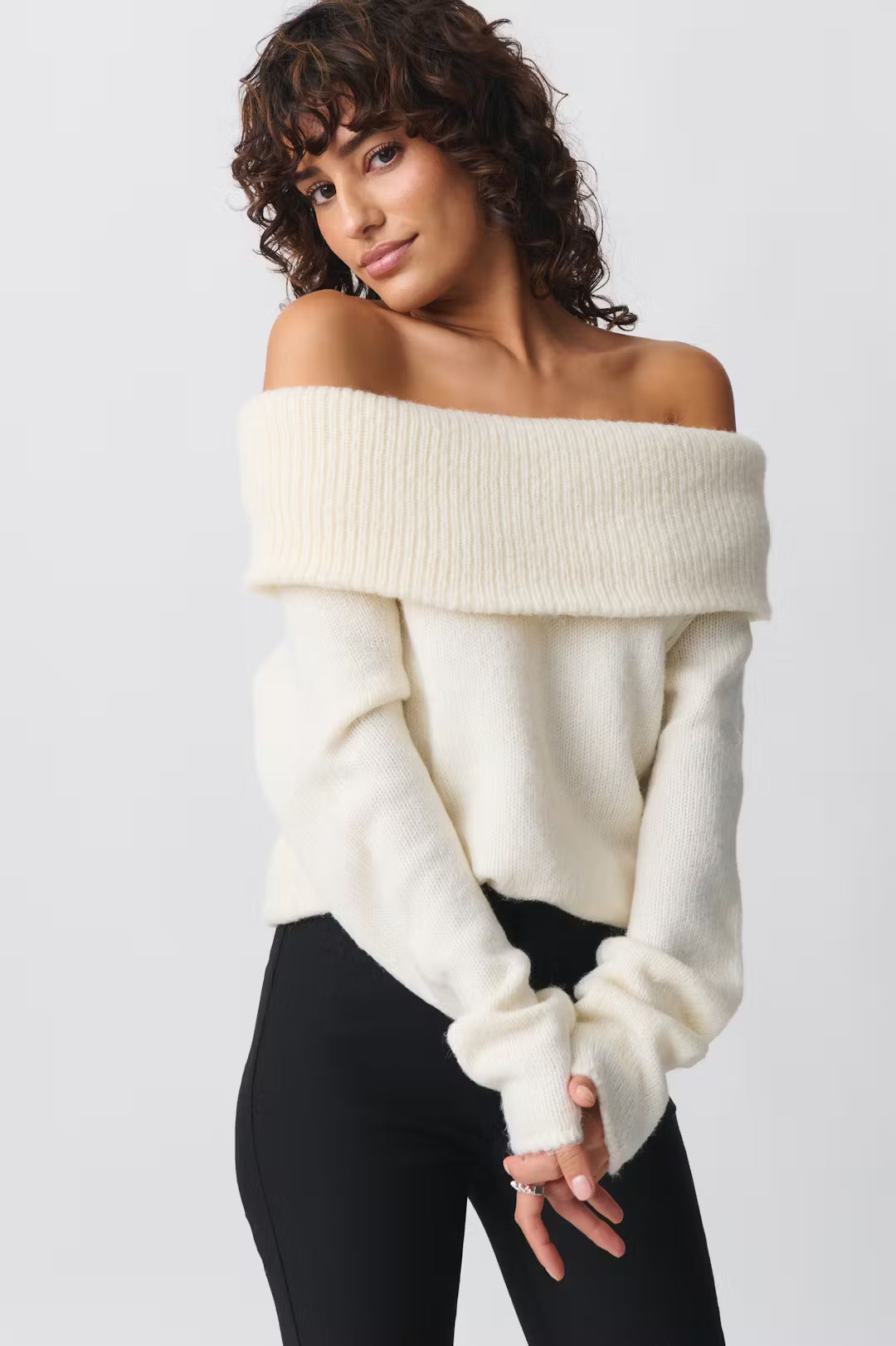 Karin | Damen Winter Schulterfreier Gerippter Pullover - Elle Zürich