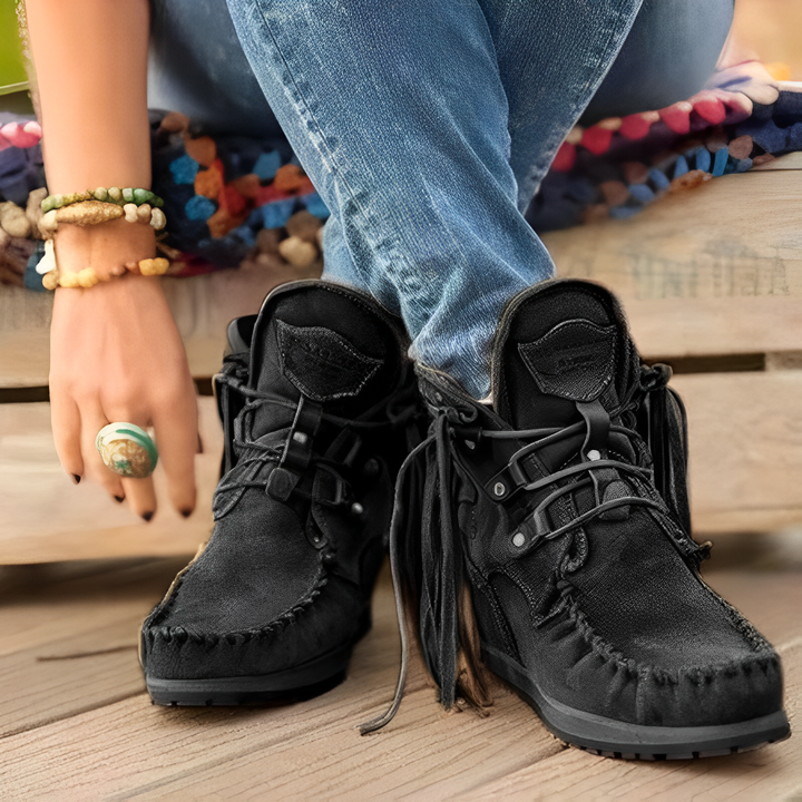 Nadine | Damen Winter Schnürstiefel mit Fransenbesatz - Elle Zürich