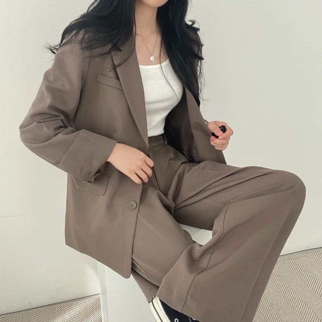 Karin | Damen Oversize Blazer und Hose mit weitem Bein - Elle Zürich