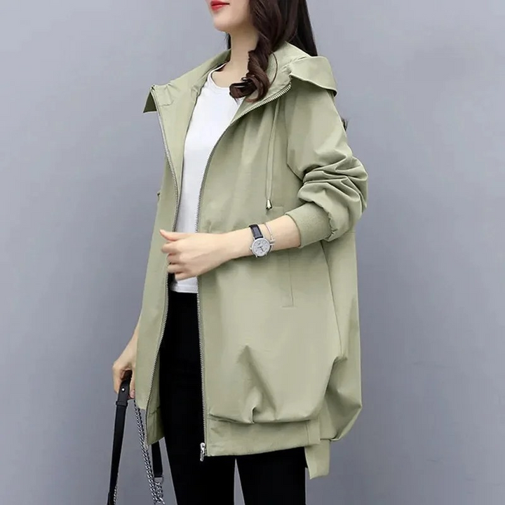 Claudia | Stylischer Trenchcoat mit Kapuze für Damen - Elle Zürich