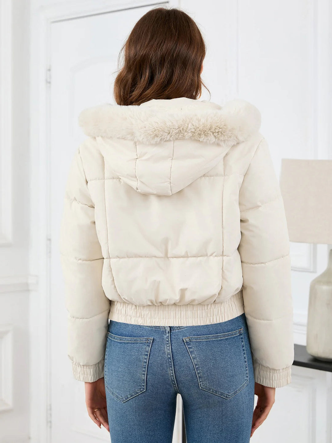 Anja | Damen Winter-Pufferjacke mit Kunstfellkapuze - Elle Zürich