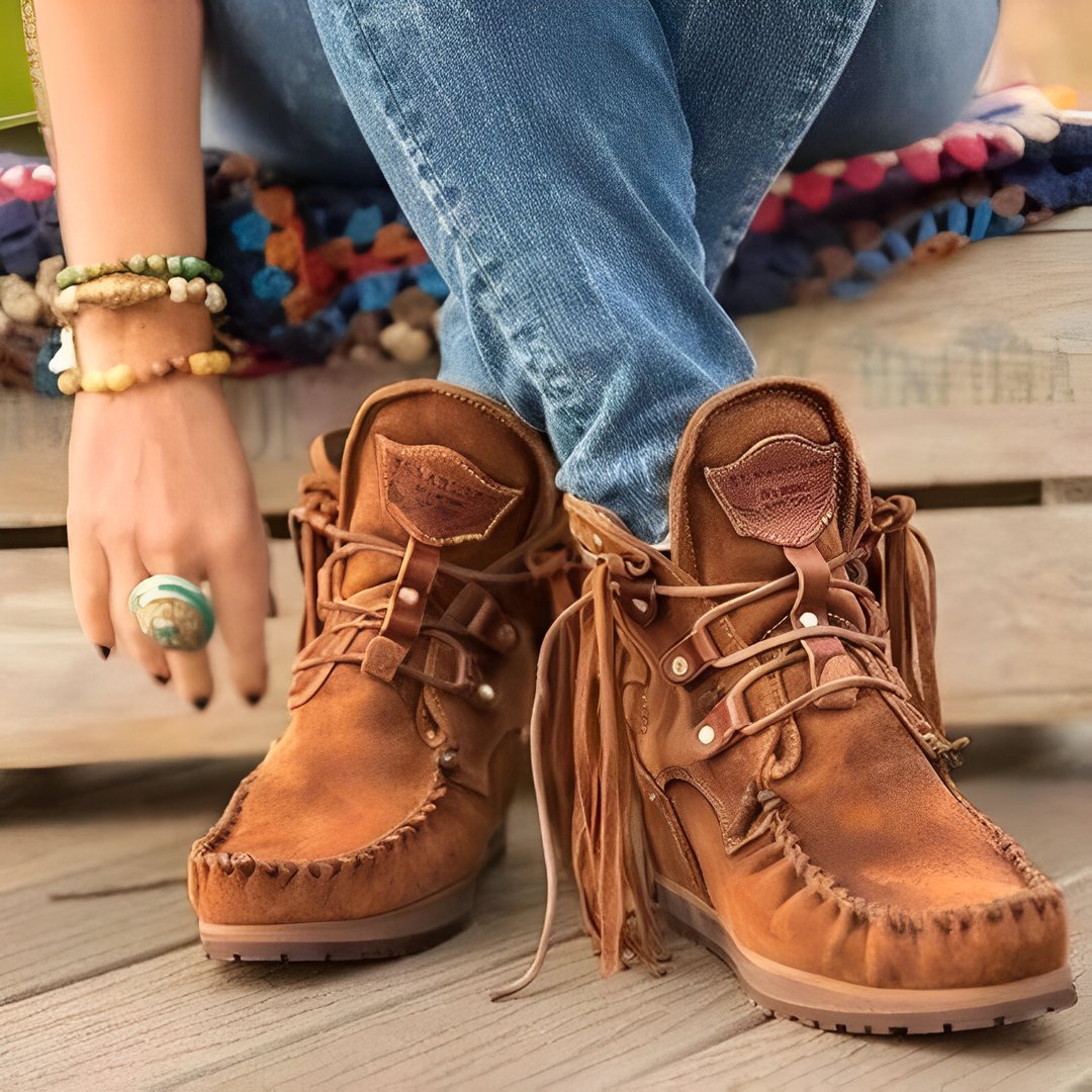 Nadine | Damen Winter Schnürstiefel mit Fransenbesatz - Elle Zürich