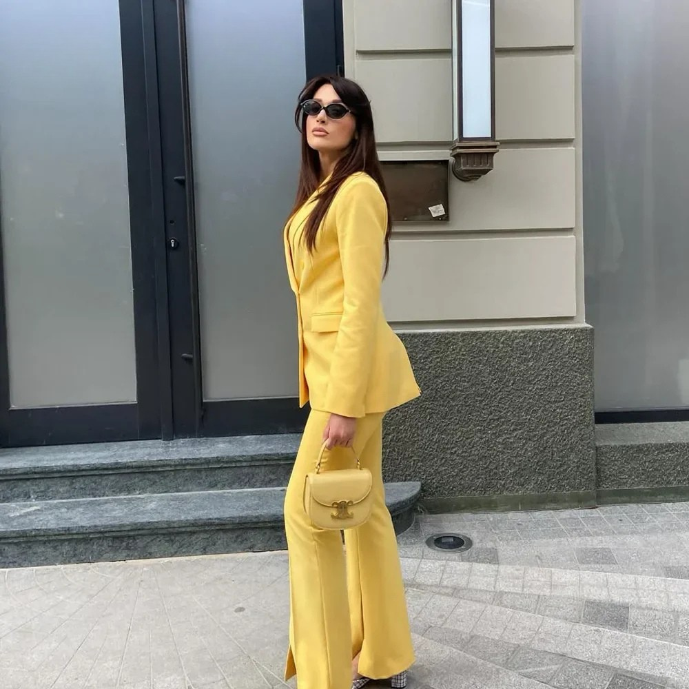 Lydia | Schickes Formelles Anzugset mit Tailliertem Langen Blazer für Damen