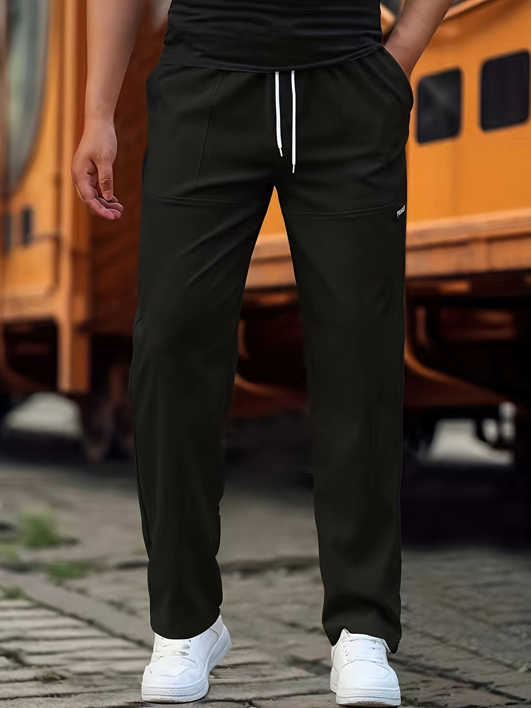 Karl | Herren Slim-Fit Jogginghose mit Tunnelzug - Elle Zürich