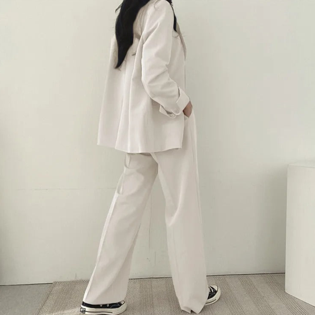 Karin | Damen Oversize Blazer und Hose mit weitem Bein - Elle Zürich