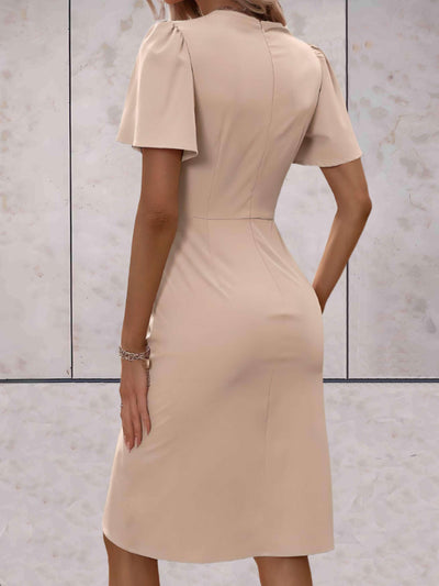 Elfriede | Stilvolles Abendkleid mit V-Ausschnitt - Elle Zürich