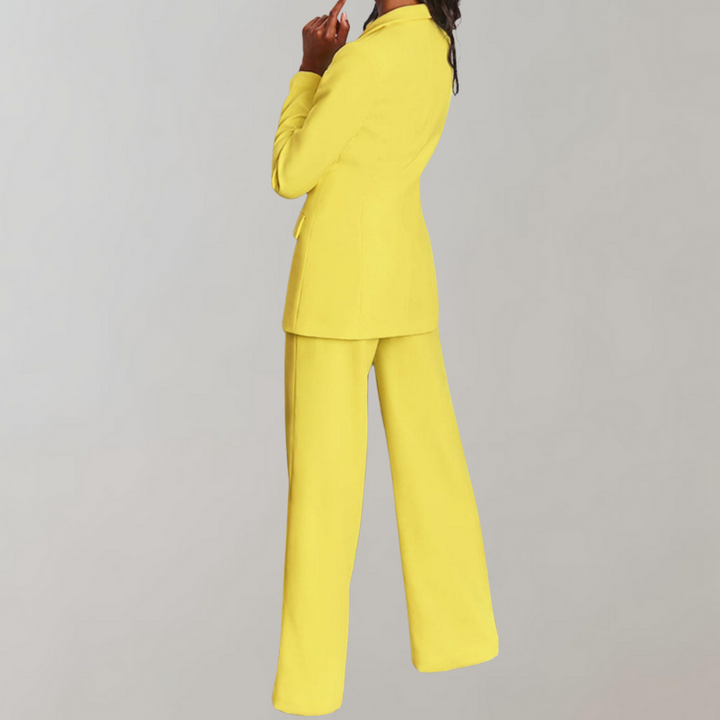 Lara | Damen Stilvolles Blazer und Weite Hose Outfit - Elle Zürich