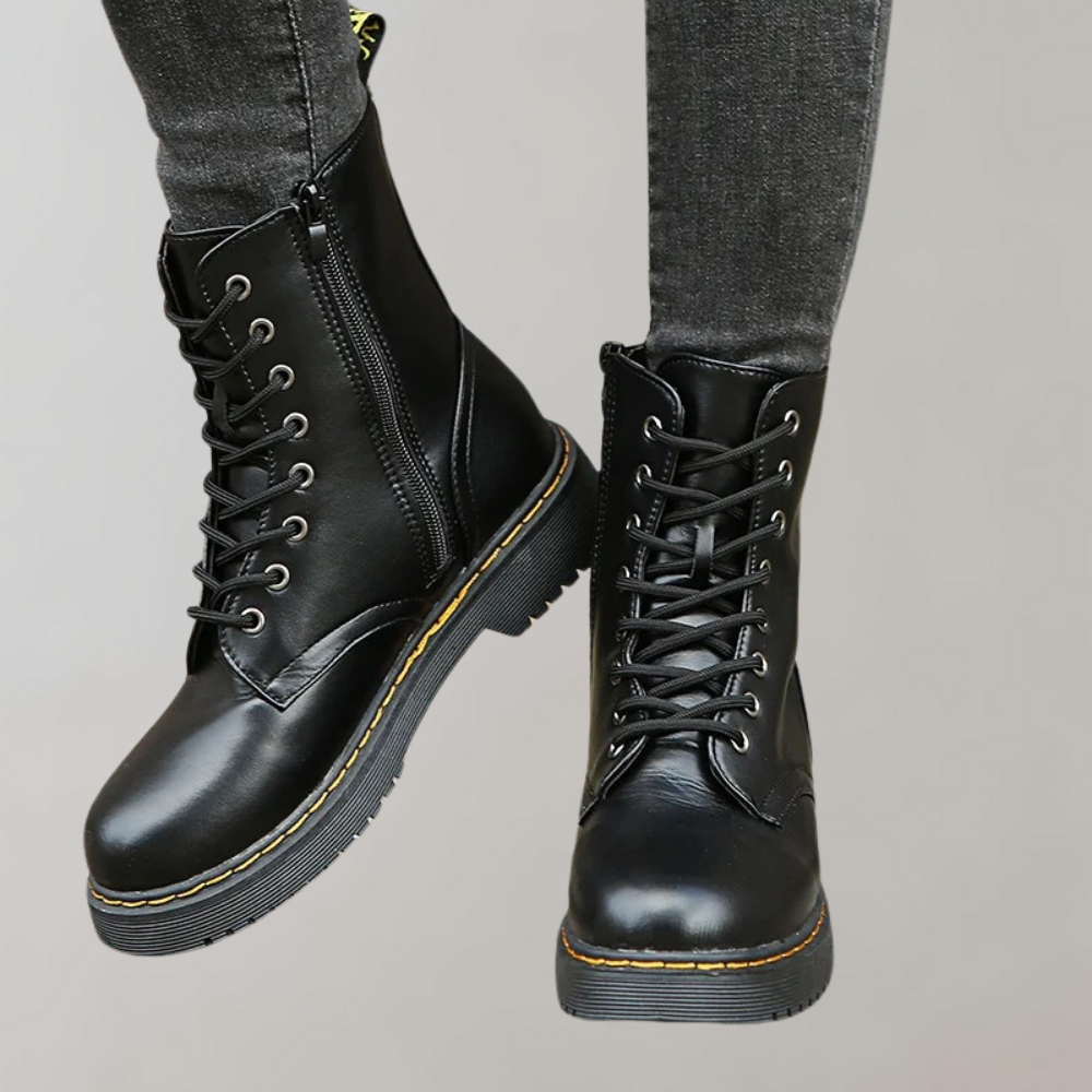 Lara | Damen Schnürstiefeletten im Combat Stil - Elle Zürich