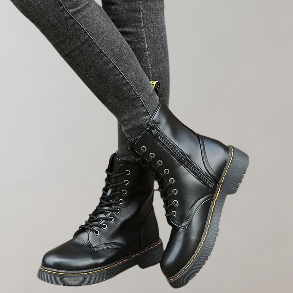 Lara | Damen Schnürstiefeletten im Combat Stil - Elle Zürich