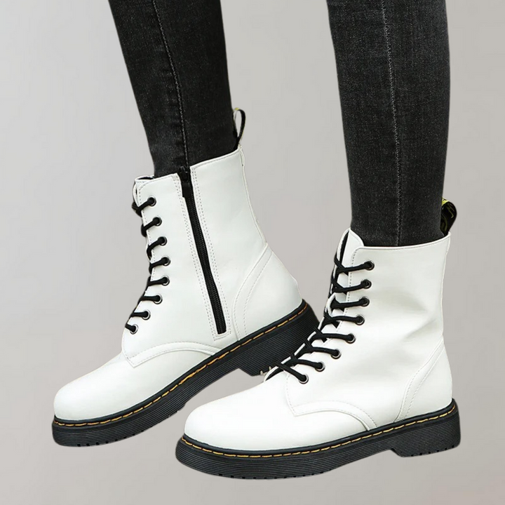 Lara | Damen Schnürstiefeletten im Combat Stil - Elle Zürich