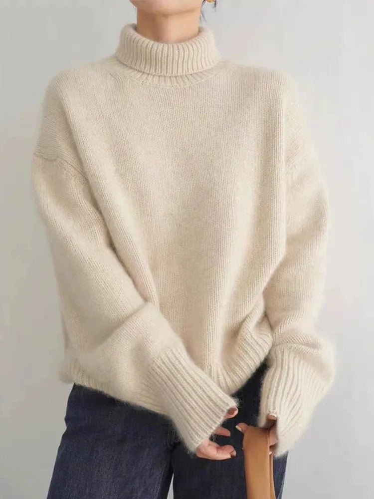 Laura | Eleganter Rollkragenpullover für Damen - Elle Zürich