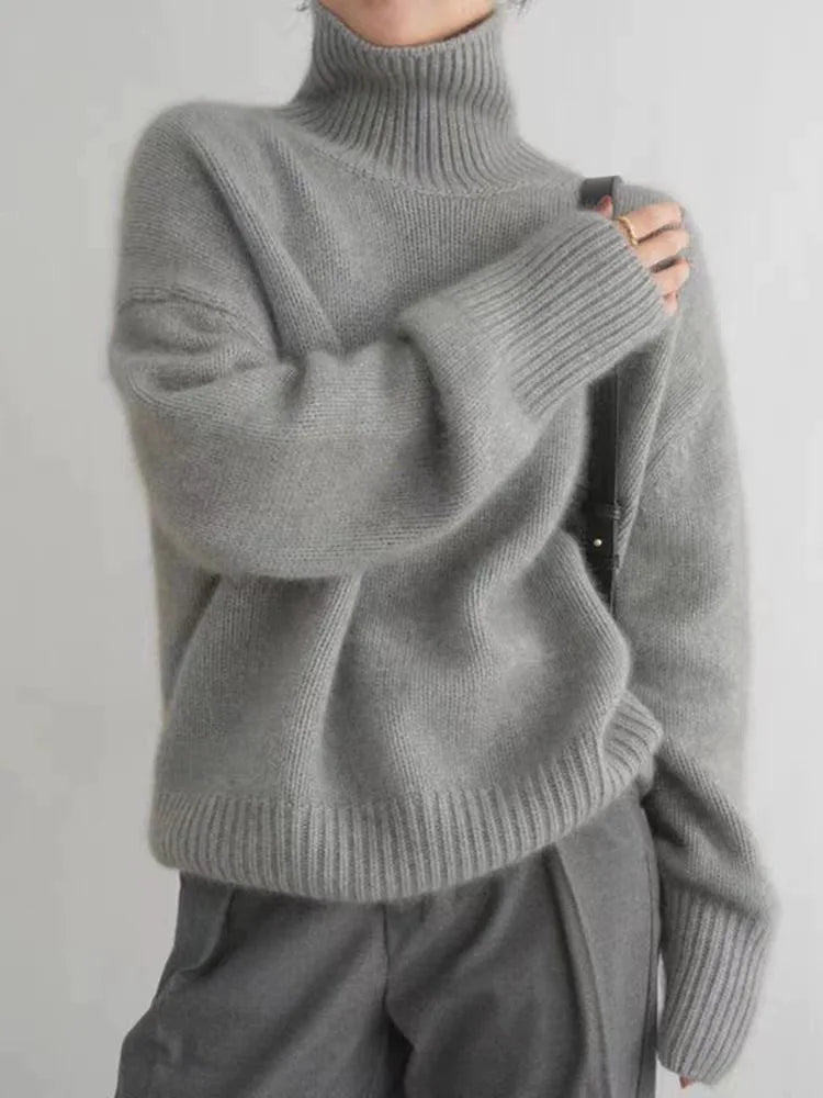 Laura | Eleganter Rollkragenpullover für Damen - Elle Zürich