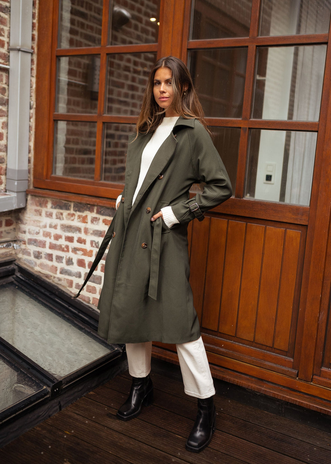 Jasmin | Damen Trenchcoat Lang mit Gürtel und Taschen - Elle Zürich