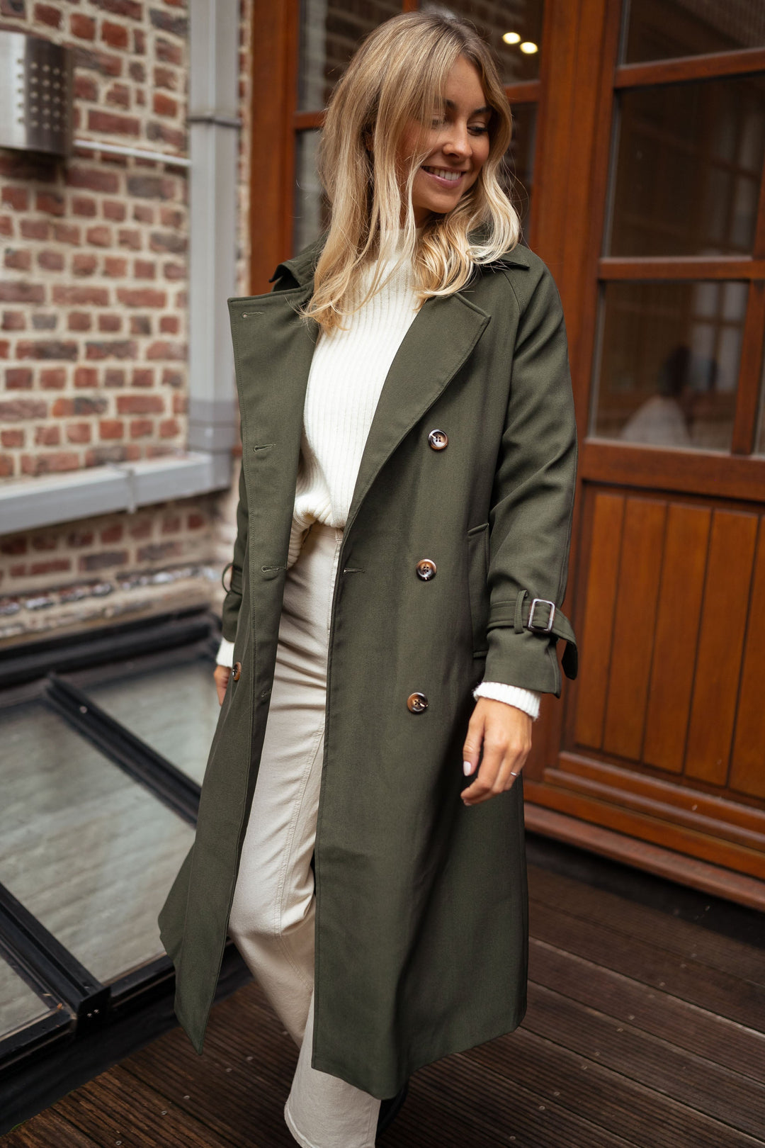 Jasmin | Damen Trenchcoat Lang mit Gürtel und Taschen - Elle Zürich