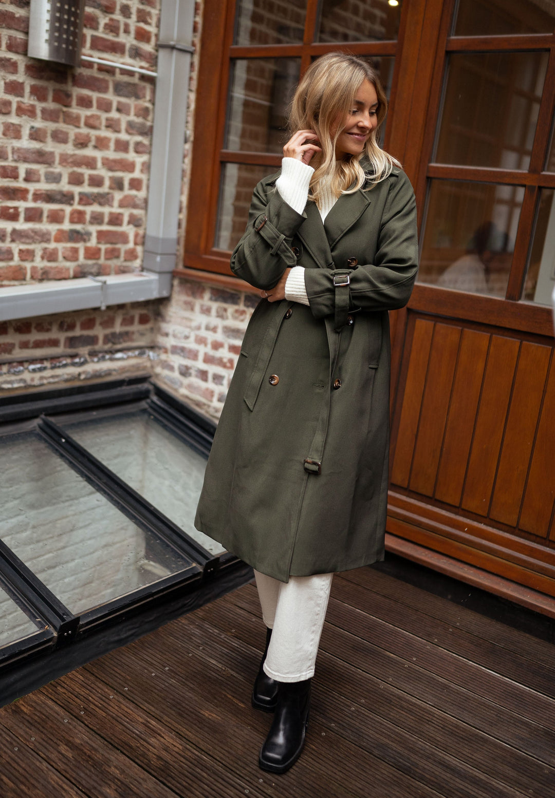 Jasmin | Damen Trenchcoat Lang mit Gürtel und Taschen - Elle Zürich