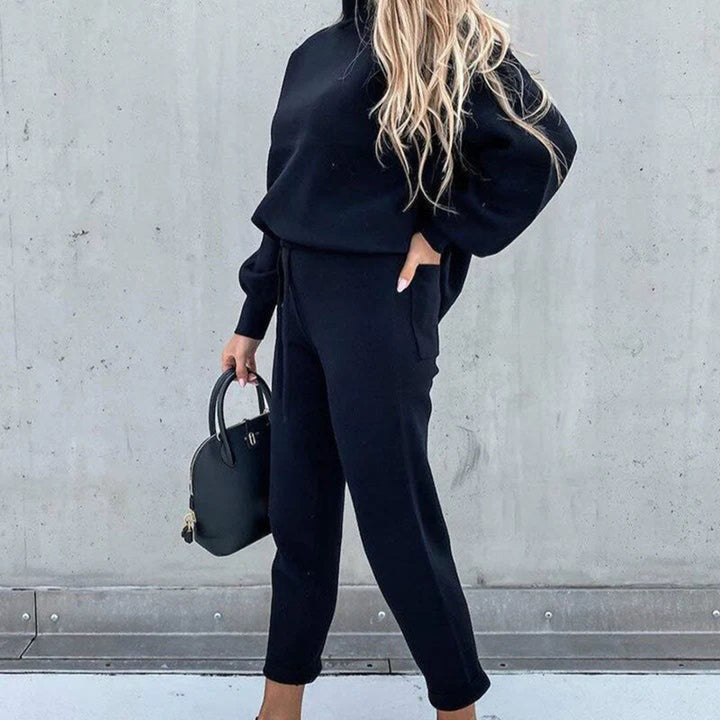 Julia | Damen Trainingsanzug Set Oversized Pullover & Slim Joggerhose - Elle Zürich