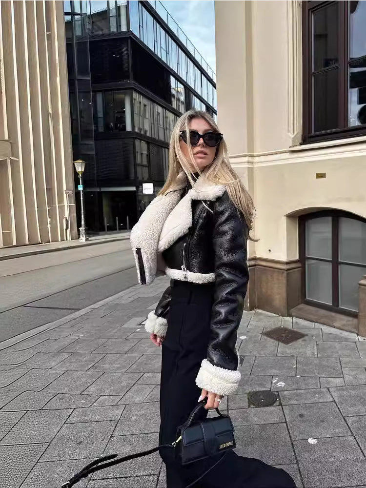 Hanna | Damen Kurze Lederjacke mit Shearling-Kragen - Elle Zürich