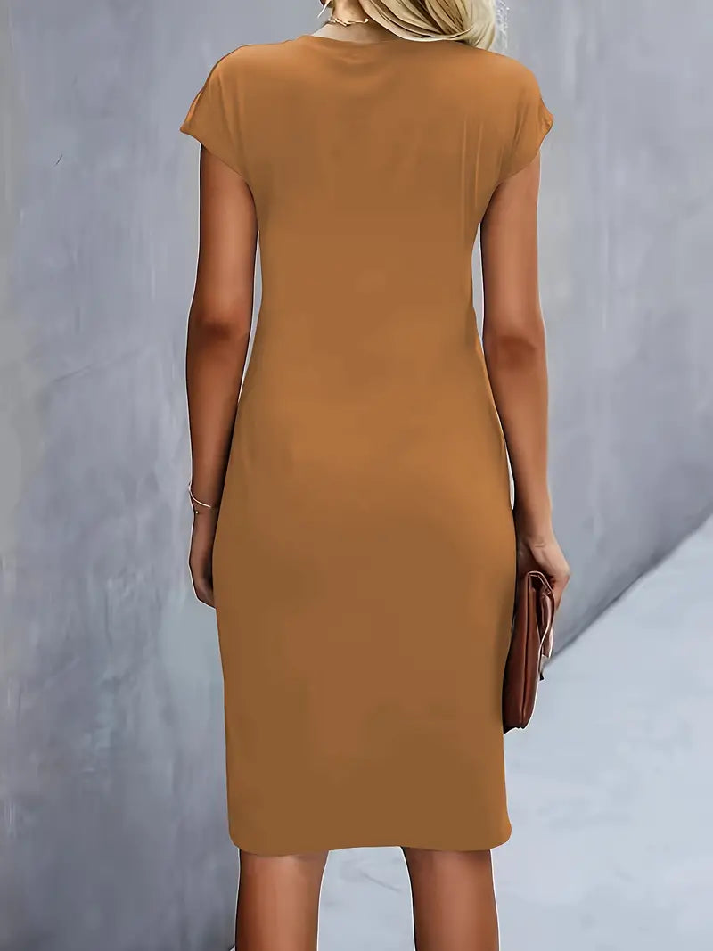 Helga | Zeitloses Midikleid mit Schmeichelnder Passform - Elle Zürich