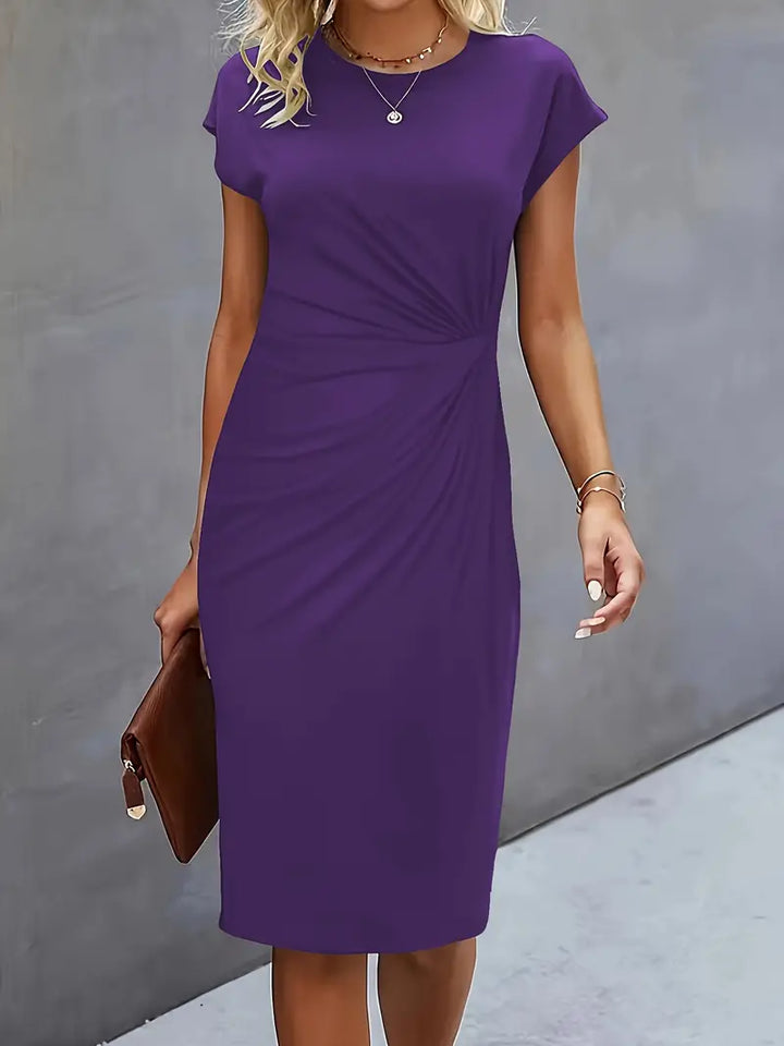 Helga | Zeitloses Midikleid mit Schmeichelnder Passform - Elle Zürich