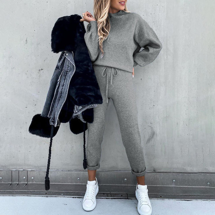 Julia | Damen Trainingsanzug Set Oversized Pullover & Slim Joggerhose - Elle Zürich