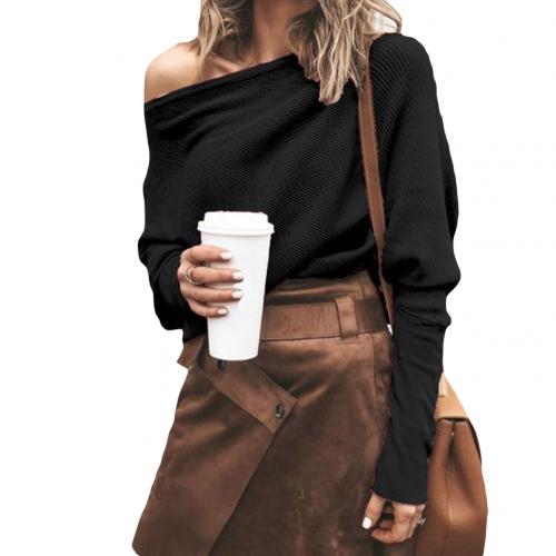 Viola | Frauen Winterpullover mit Off-Shoulder Schnitt - Elle Zürich
