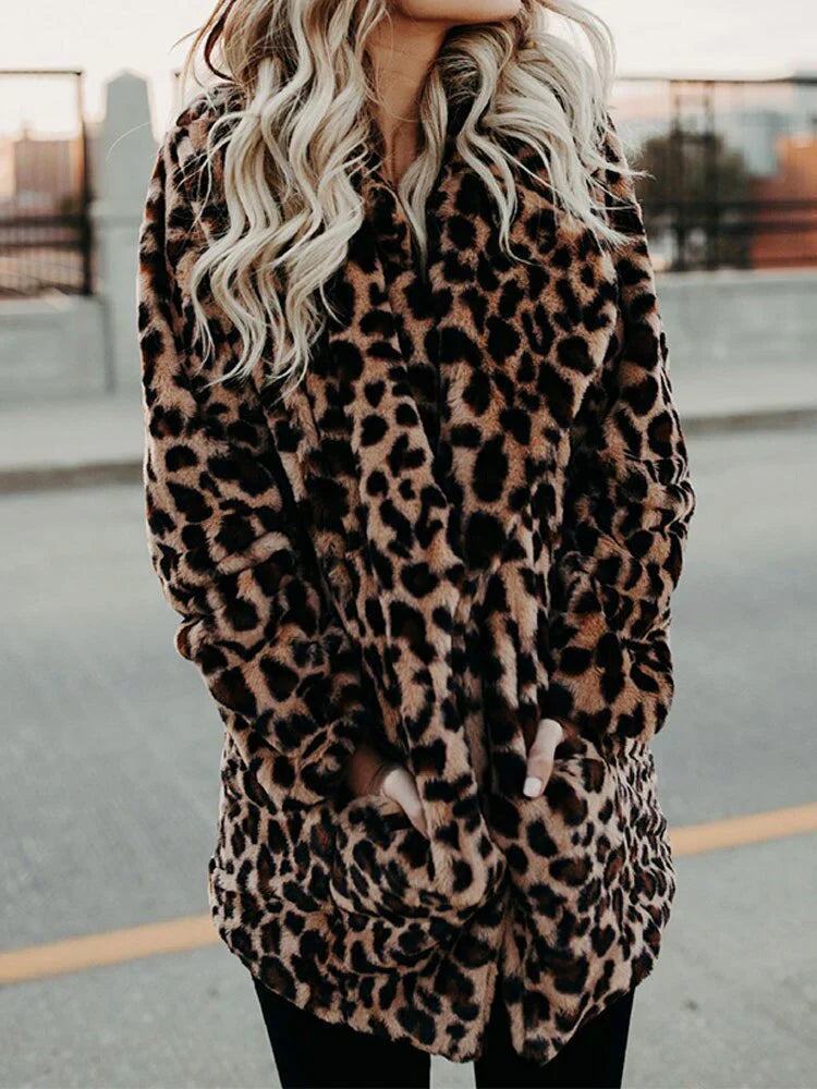Theresa | Damen Gemütlicher Winter Leopardenpelzmantel - Elle Zürich