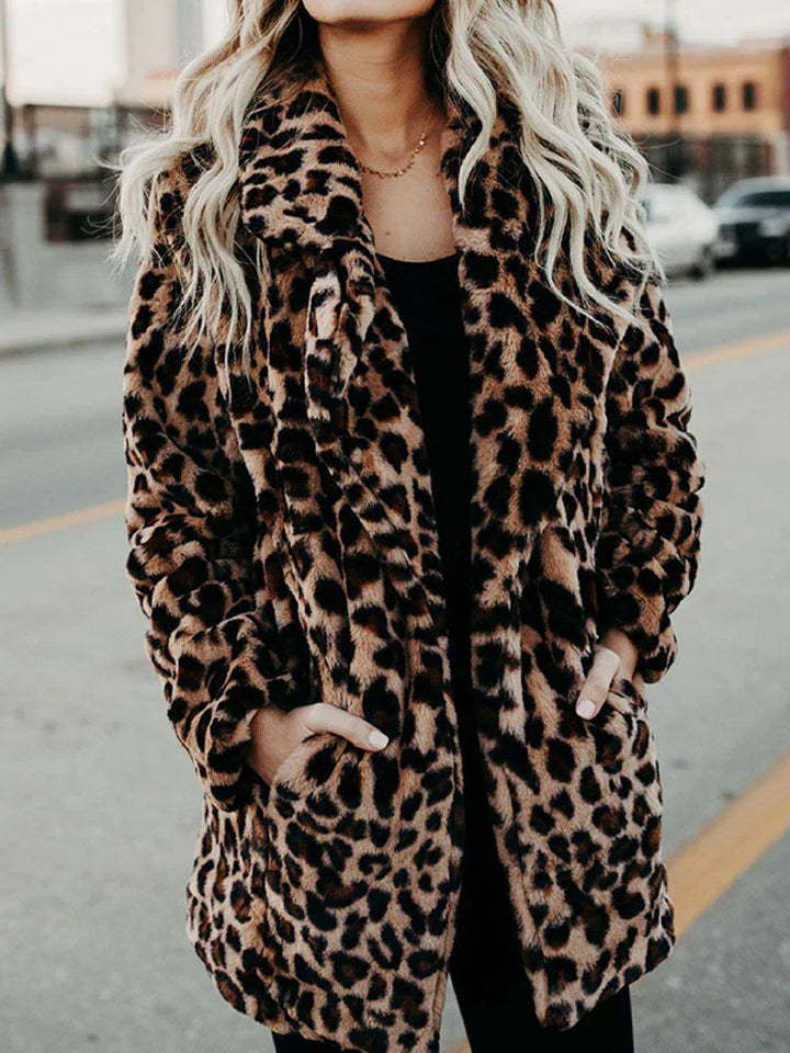 Theresa | Damen Gemütlicher Winter Leopardenpelzmantel - Elle Zürich