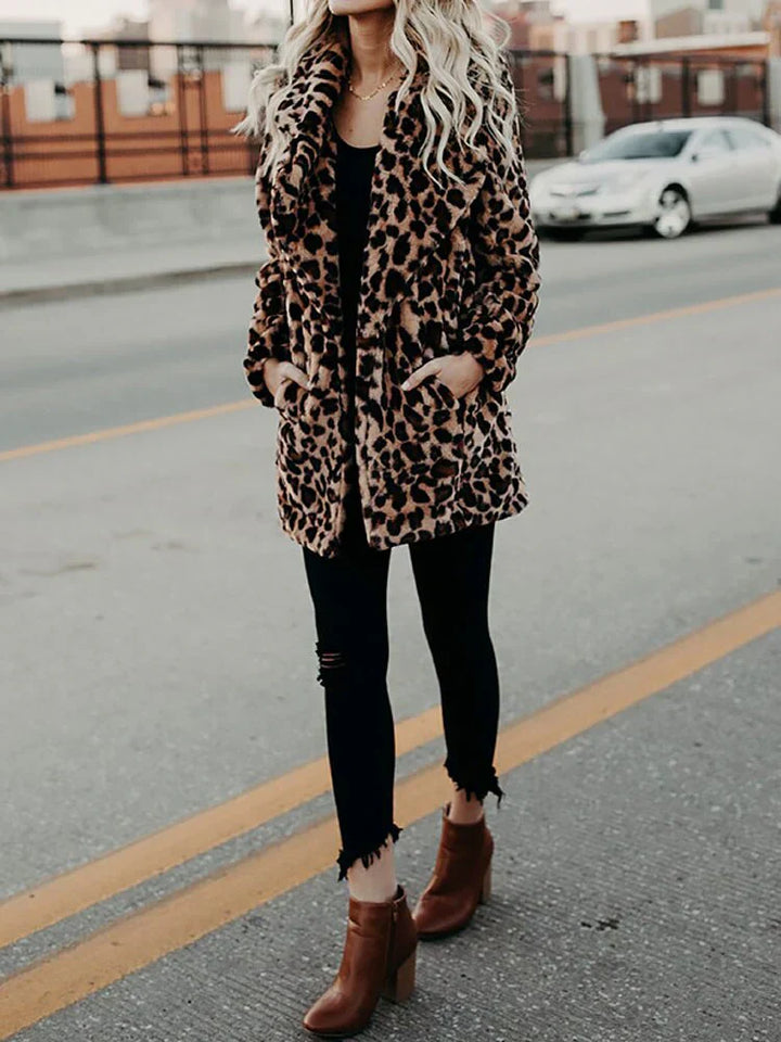 Theresa | Damen Gemütlicher Winter Leopardenpelzmantel - Elle Zürich