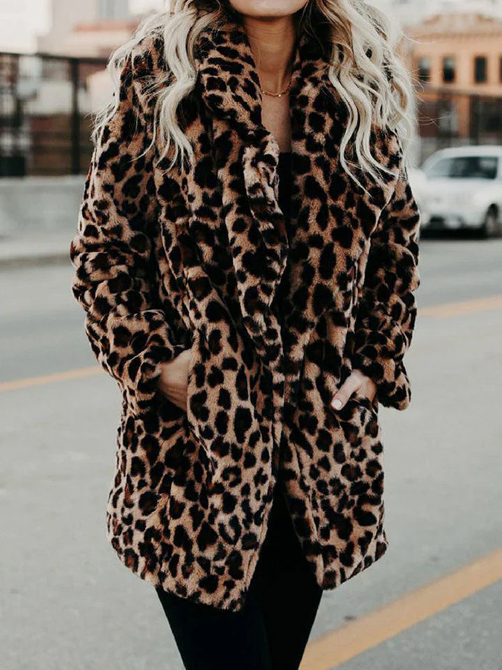Theresa | Damen Gemütlicher Winter Leopardenpelzmantel - Elle Zürich