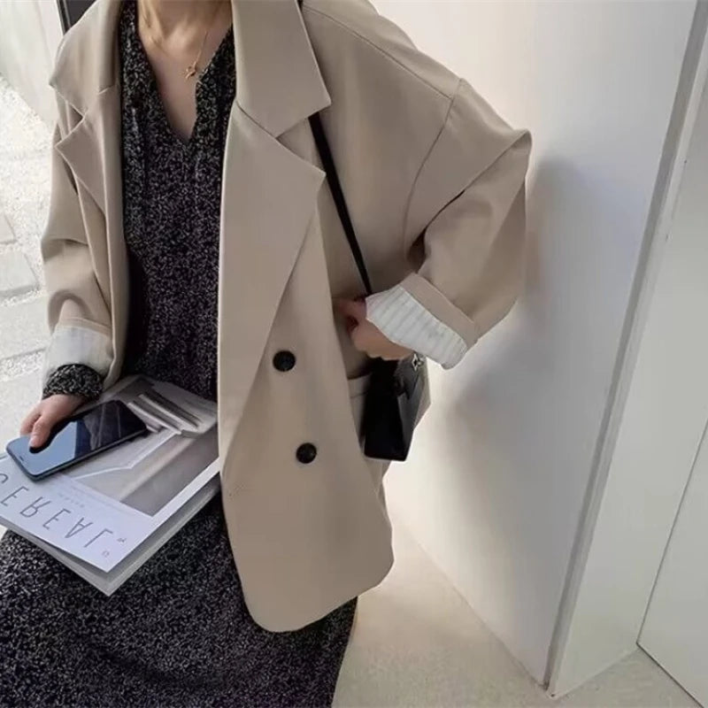 Carolin | Damen Wintermantel mit lockerer Passform und Knöpfen - Elle Zürich