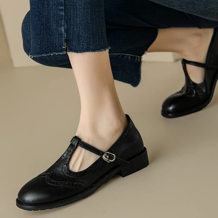 Alina | Klassische Damen Leder T-Riemchen Schuhe