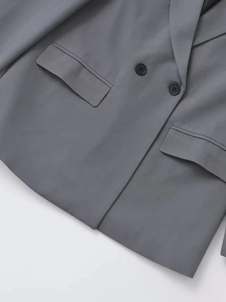 Monika | Bequemer Winterblazer für Damen mit Knöpfen und Taschen - Elle Zürich