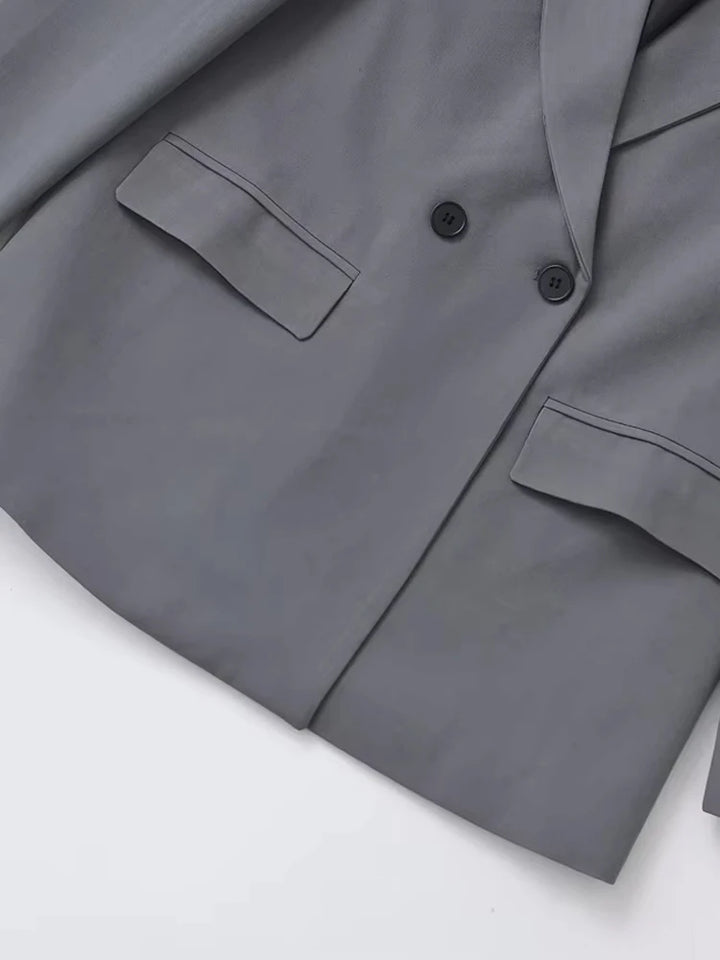 Monika | Bequemer Winterblazer für Damen mit Knöpfen und Taschen - Elle Zürich