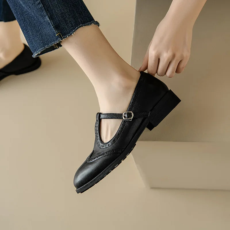 Alina | Klassische Damen Leder T-Riemchen Schuhe
