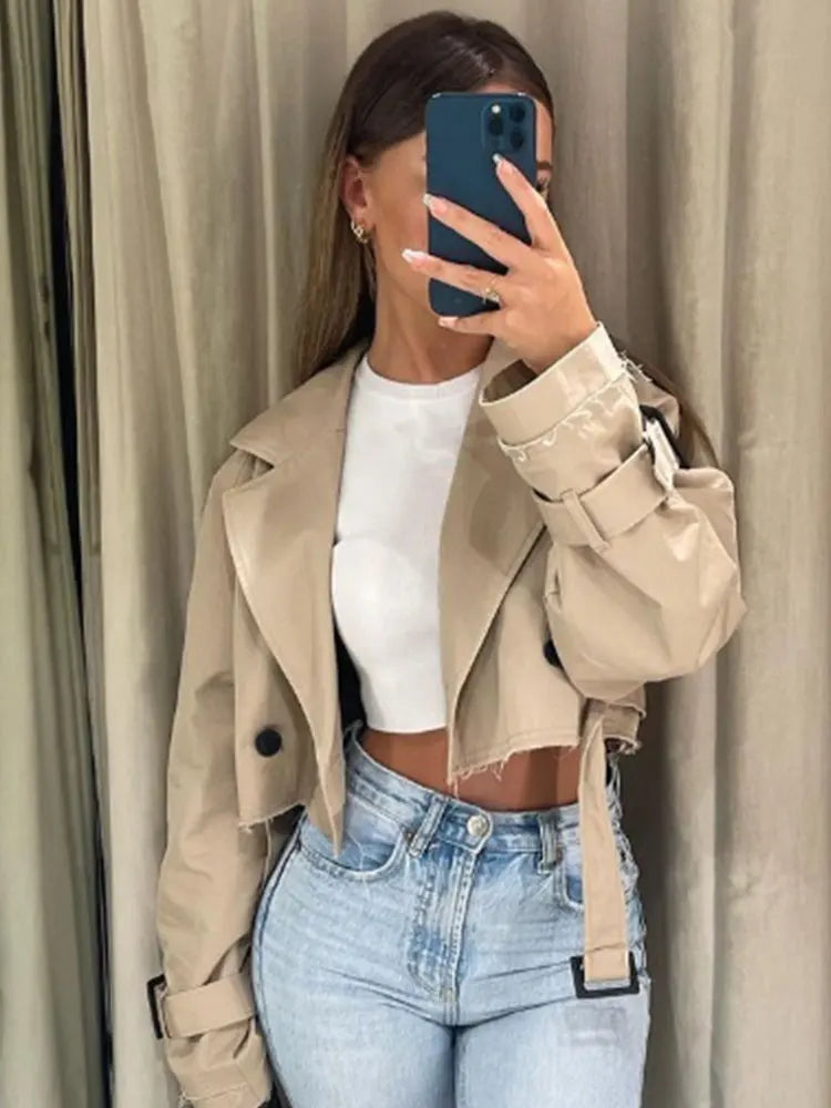 Greta | Frauen Winter-Cropped-Jacke mit Gürtel - Elle Zürich