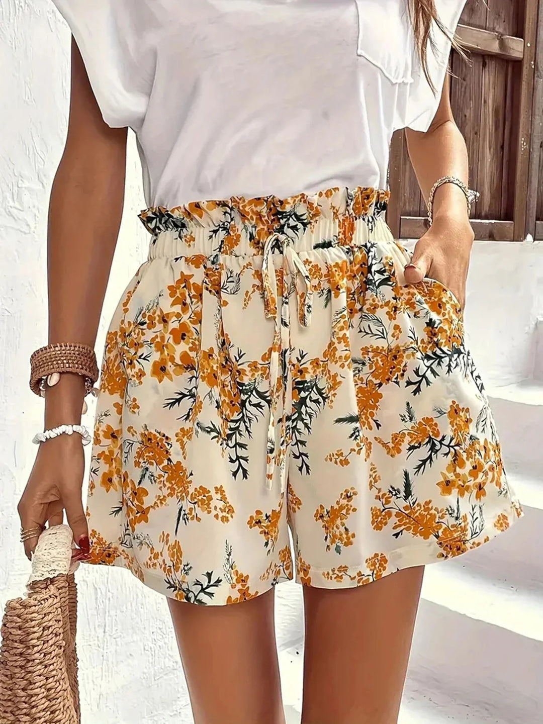 Hanna | Damen Sommershorts mit Blumenmuster - Elle Zürich