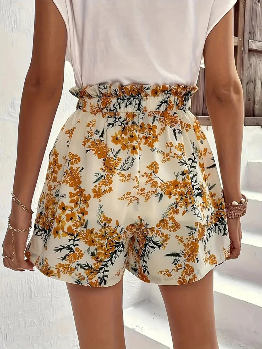 Hanna | Damen Sommershorts mit Blumenmuster - Elle Zürich