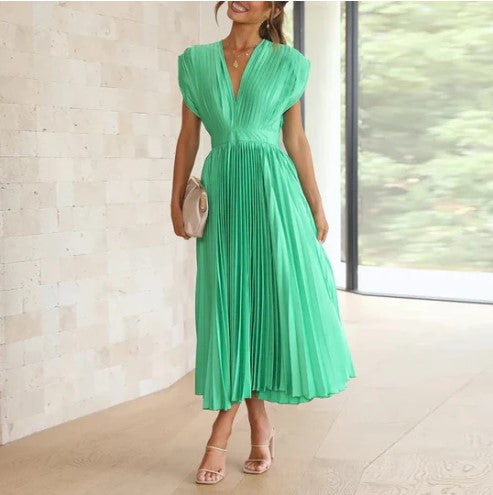 Elke | Stilvolles Und Bequemes Plissiertes Kleid - Elle Zürich