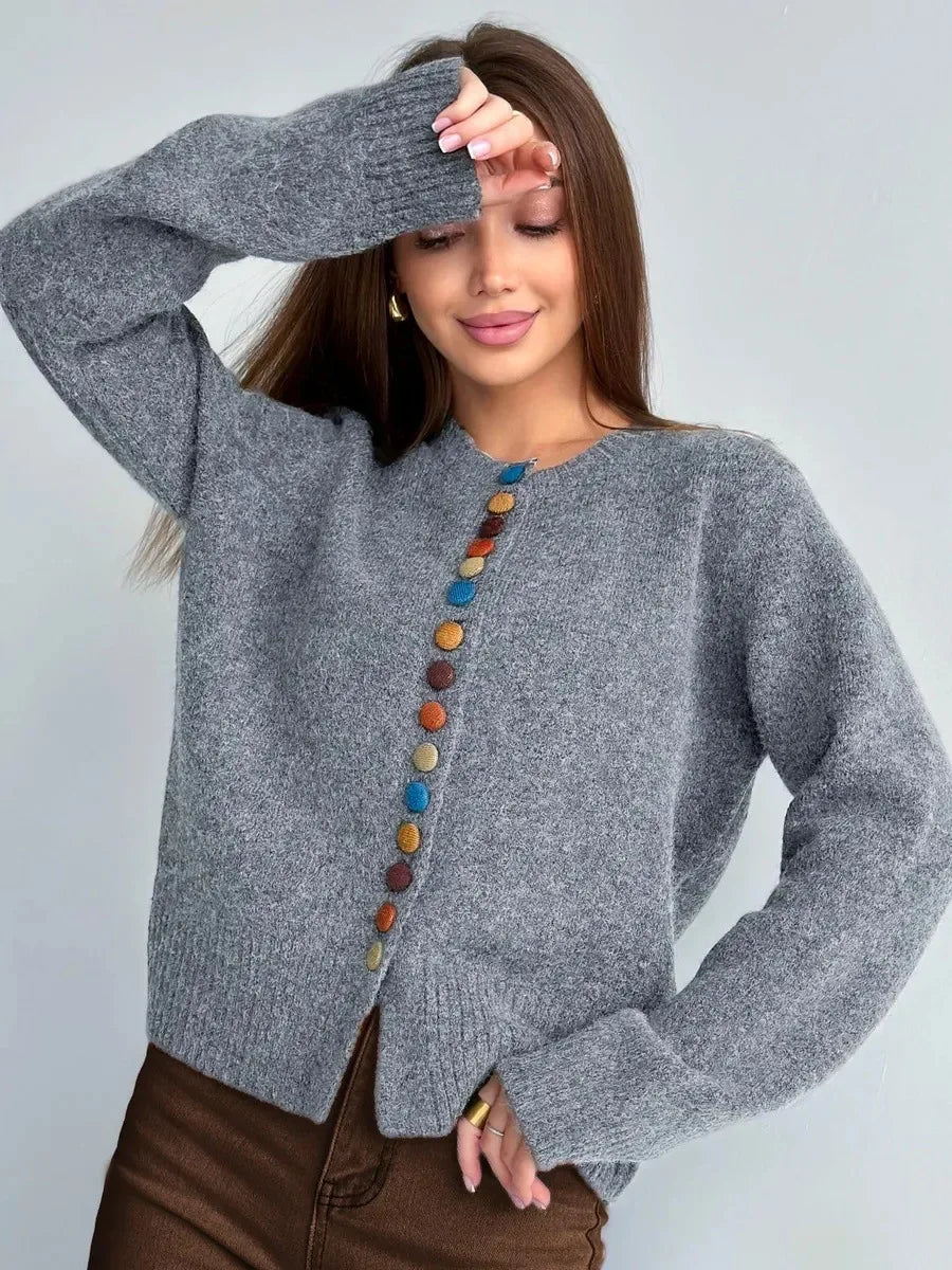Greta | Damen Gemütlicher Winter Cardigan mit Buntem Knopf