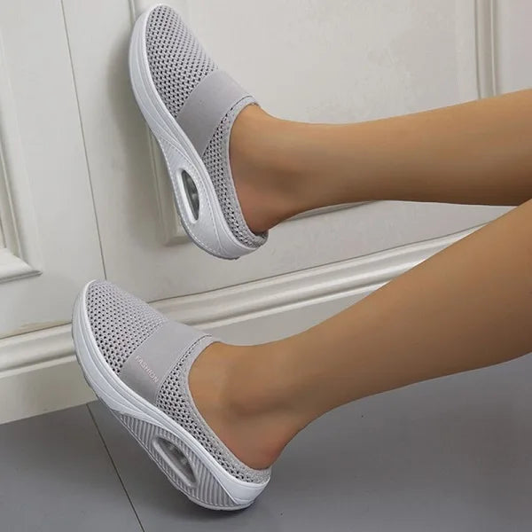 Gudrun | Leichte Und Stilvolle Slip-In-Sandalen - Elle Zürich