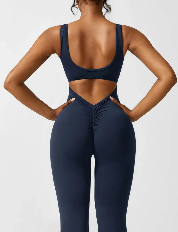 Edith | Eleganter Jumpsuit mit Ausgestelltem Rückenausschnitt - Elle Zürich
