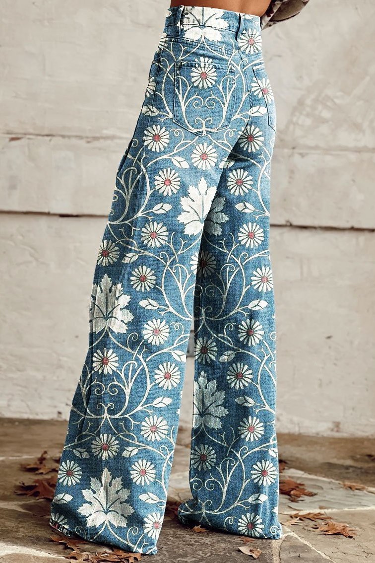 Emilia | Schlagjeans mit Blumenranken-Muster - Elle Zürich