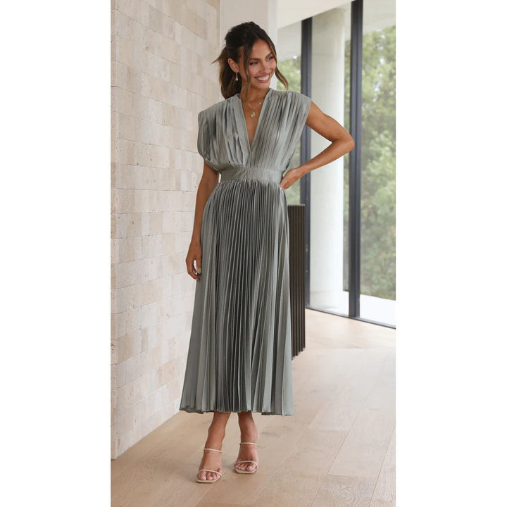 Regine | Elegantes Plissiertes Langkleid - Elle Zürich