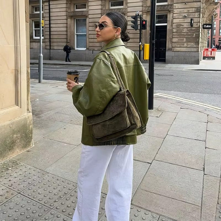 Kathrin | Damen Übergroße Leder Bomberjacke für Wintermode