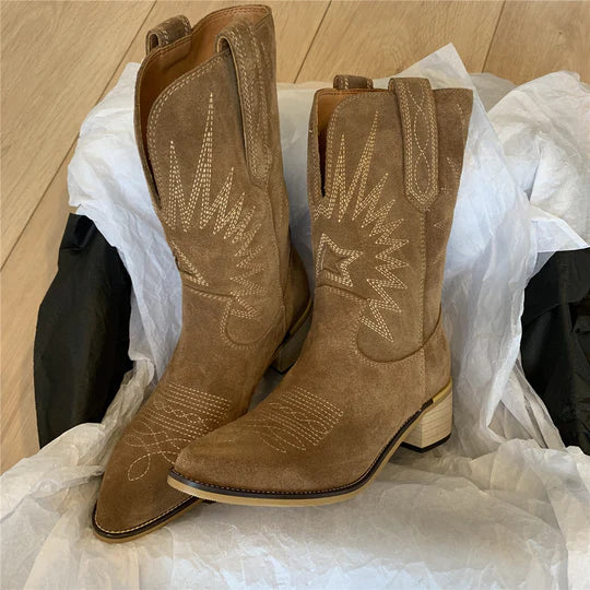 Karin  | Klassische Lederstiefel für Damen - Elle Zürich